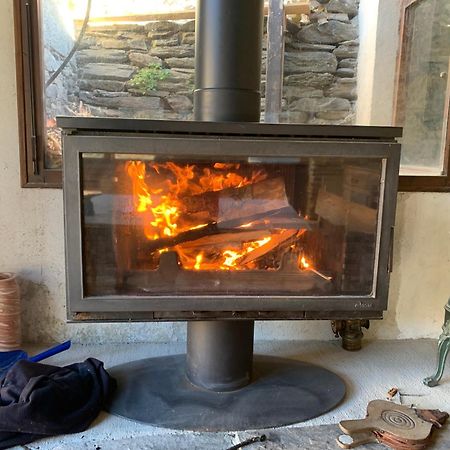 Gîte paisible au cœur des montagnes à Nohèdes Extérieur photo