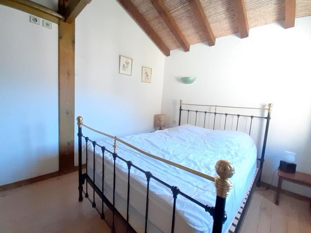 Gîte paisible au cœur des montagnes à Nohèdes Extérieur photo