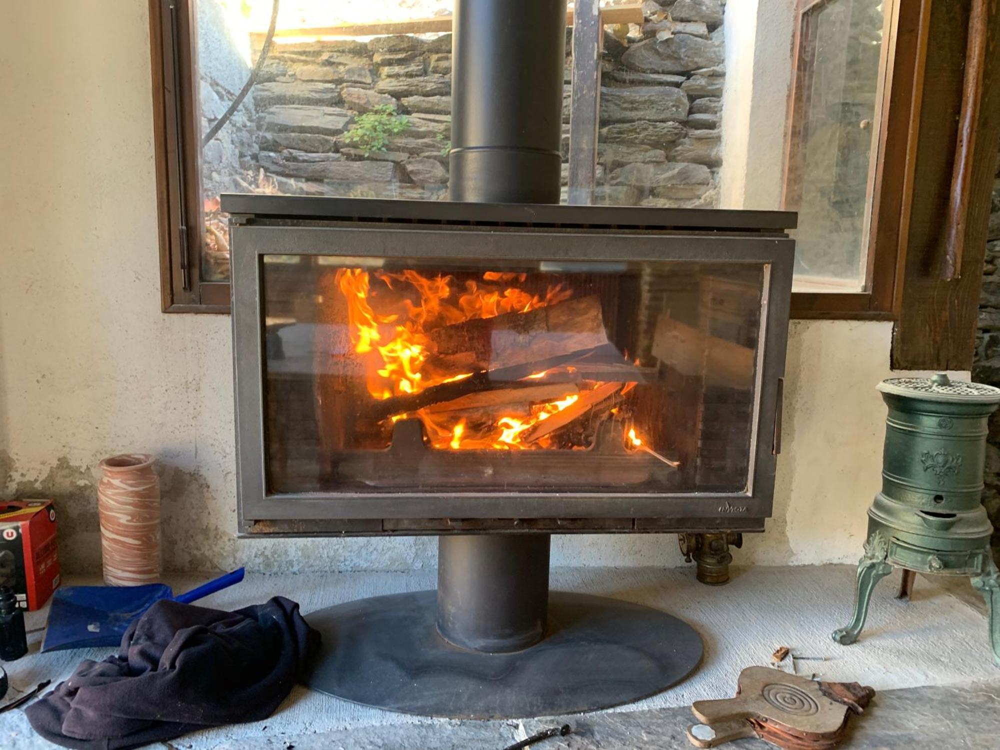 Gîte paisible au cœur des montagnes à Nohèdes Extérieur photo